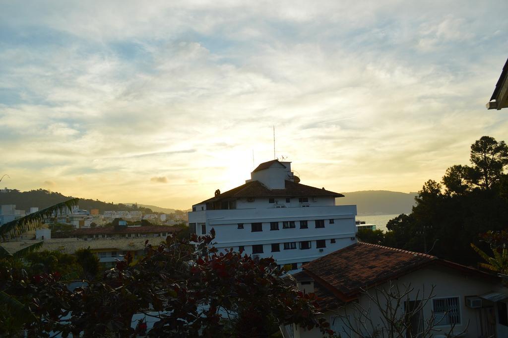 Hospedaria Canto Do Morro 봄비나스 외부 사진